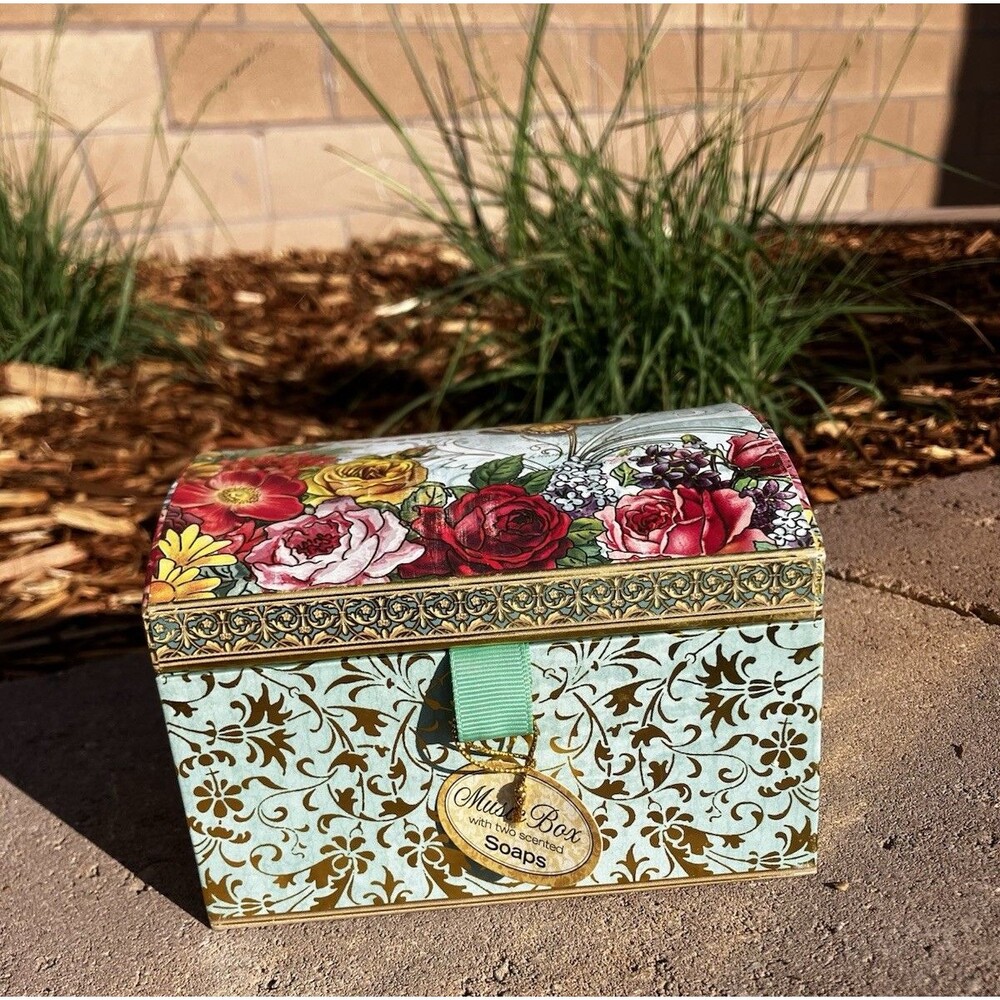 New Mystique Soap Box Music Box 2 Soaps Works Rose Soap Savon
